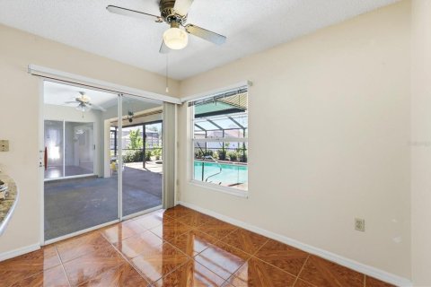 House in Port Charlotte, Florida 4 bedrooms, 212.1 sq.m. № 2093076 - photo 17
