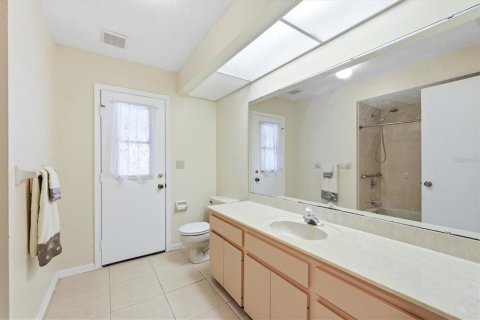 House in Port Charlotte, Florida 4 bedrooms, 212.1 sq.m. № 2093076 - photo 27