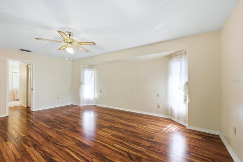 House in Port Charlotte, Florida 4 bedrooms, 212.1 sq.m. № 2093076 - photo 21