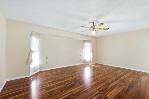 House in Port Charlotte, Florida 4 bedrooms, 212.1 sq.m. № 2093076 - photo 7