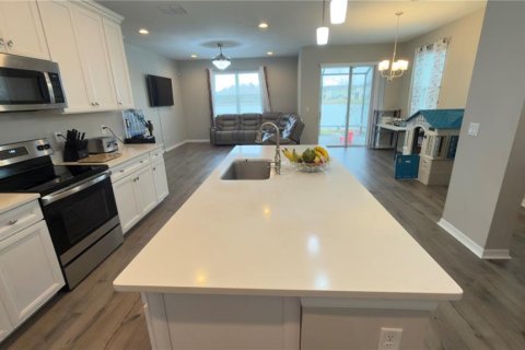 Touwnhouse à vendre à Wesley Chapel, Floride: 3 chambres, 200.02 m2 № 2091870 - photo 6