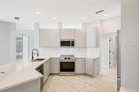 Casa en venta en Lakewood Ranch, Florida, 4 dormitorios, 215.25 m2 № 1853544 - foto 9