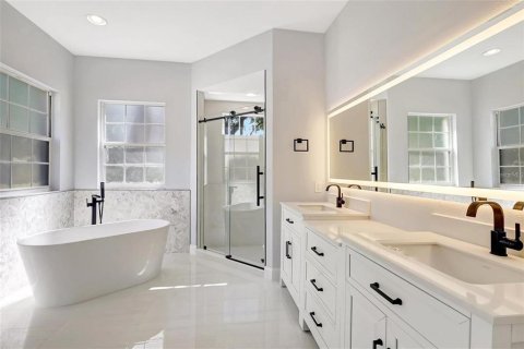 Casa en venta en Lakewood Ranch, Florida, 4 dormitorios, 215.25 m2 № 1853544 - foto 17