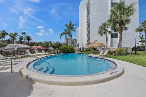 Copropriété à vendre à Clearwater, Floride: 2 chambres, 126.63 m2 № 1769813 - photo 25