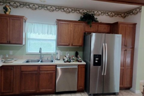 House in Dunnellon, Florida 3 bedrooms, 163.42 sq.m. № 2321431 - photo 9