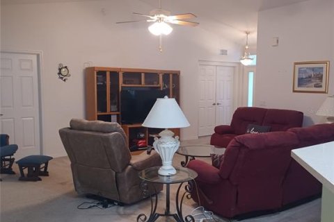 House in Dunnellon, Florida 3 bedrooms, 163.42 sq.m. № 2321431 - photo 7