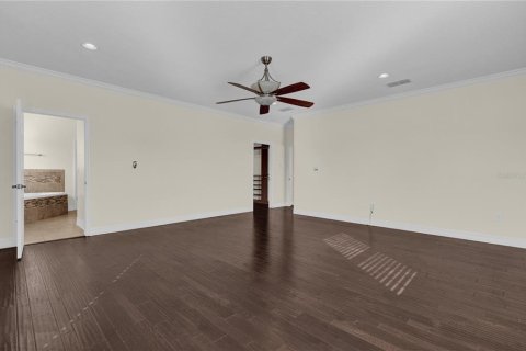 House in Orlando, Florida 5 bedrooms, 415.64 sq.m. № 1866101 - photo 11