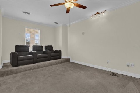 House in Orlando, Florida 5 bedrooms, 415.64 sq.m. № 1866101 - photo 29