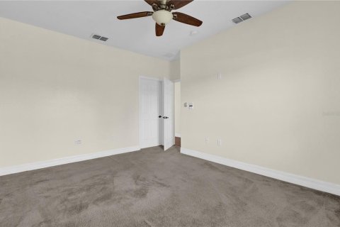 House in Orlando, Florida 5 bedrooms, 415.64 sq.m. № 1866101 - photo 24