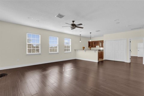 House in Orlando, Florida 5 bedrooms, 415.64 sq.m. № 1866101 - photo 5