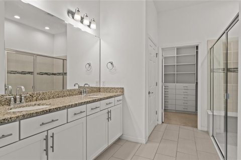 House in Kissimmee, Florida 4 bedrooms, 210.05 sq.m. № 2223716 - photo 16