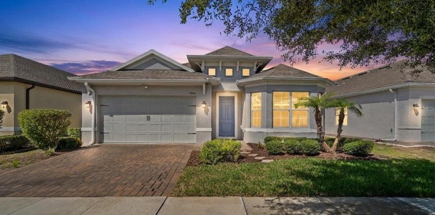 House in Kissimmee, Florida 4 bedrooms, 210.05 sq.m. № 2223716