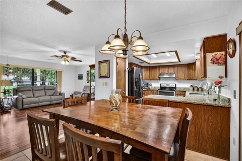 Villa ou maison à vendre à Eustis, Floride: 3 chambres, 130.16 m2 № 2413444 - photo 8