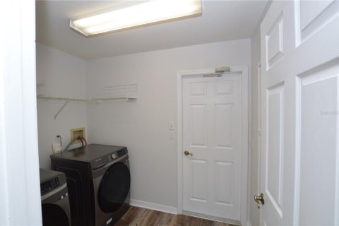House in Palm Coast, Florida 4 bedrooms, 192.96 sq.m. № 2429295 - photo 18