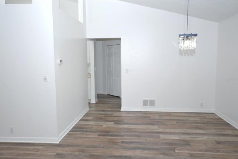 House in Palm Coast, Florida 4 bedrooms, 192.96 sq.m. № 2429295 - photo 14