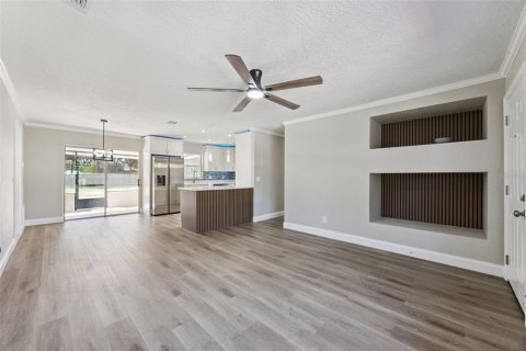 House in Longwood, Florida 3 bedrooms, 102.84 sq.m. № 2430590 - photo 29