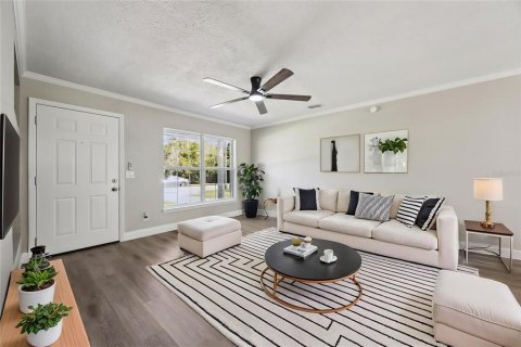 House in Longwood, Florida 3 bedrooms, 102.84 sq.m. № 2430590 - photo 27