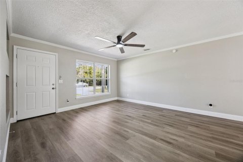 House in Longwood, Florida 3 bedrooms, 102.84 sq.m. № 2430590 - photo 30