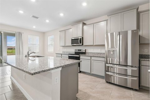 Casa en venta en San Antonio, Florida, 3 dormitorios, 171.31 m2 № 2230278 - foto 13