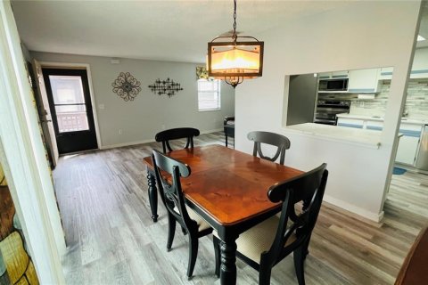 Condo in Port Charlotte, Florida, 2 bedrooms  № 2396253 - photo 20