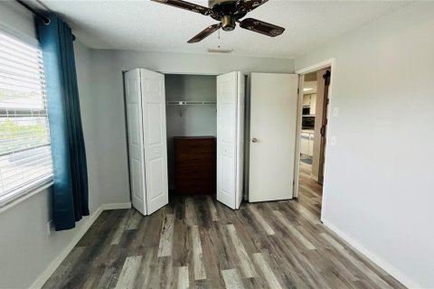 Condo in Port Charlotte, Florida, 2 bedrooms  № 2396253 - photo 30