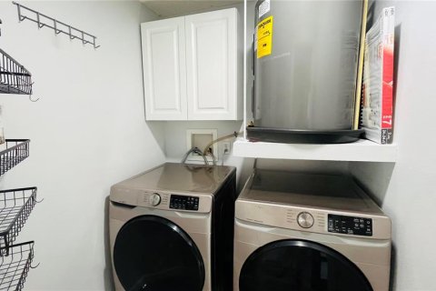 Condo in Port Charlotte, Florida, 2 bedrooms  № 2396253 - photo 22