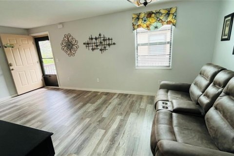 Condo in Port Charlotte, Florida, 2 bedrooms  № 2396253 - photo 8