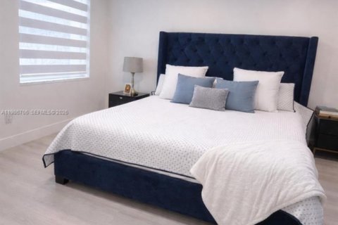 Купить кондоминиум в Майами, Флорида 2 спальни, 113.53м2, № 2044929 - фото 10