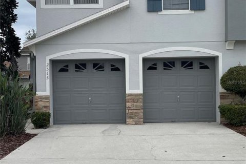 Townhouse in Kissimmee, Florida 3 bedrooms, 164.34 sq.m. № 2379803 - photo 2