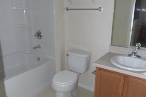 Townhouse in Kissimmee, Florida 3 bedrooms, 164.34 sq.m. № 2379803 - photo 17