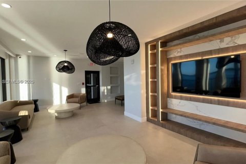 Copropriété à louer à Miami, Floride: 2 chambres, 133.78 m2 № 1998158 - photo 14