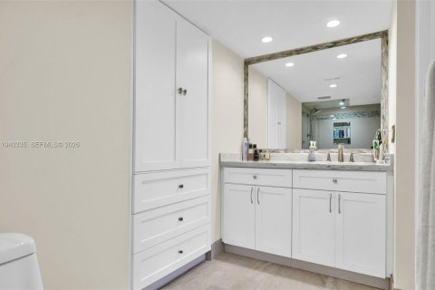 Copropriété à louer à Miami, Floride: 2 chambres, 133.78 m2 № 1998158 - photo 10