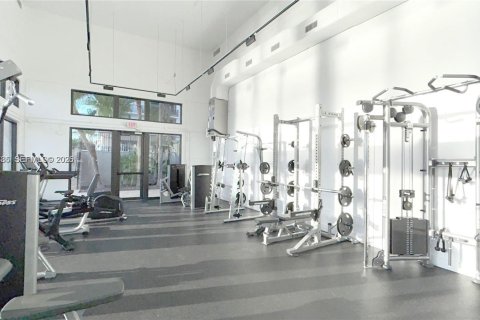 Copropriété à louer à Miami, Floride: 2 chambres, 133.78 m2 № 1998158 - photo 16