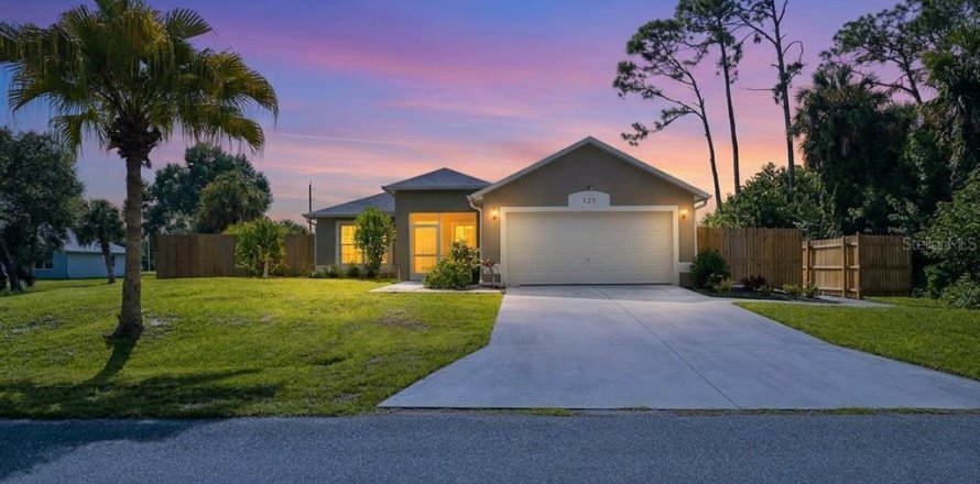 Casa en Port Charlotte, Florida 3 dormitorios, 117.43 m2 № 2384459