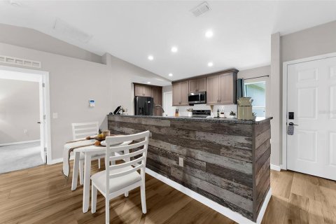 Casa en venta en Port Charlotte, Florida, 3 dormitorios, 117.43 m2 № 2384459 - foto 10