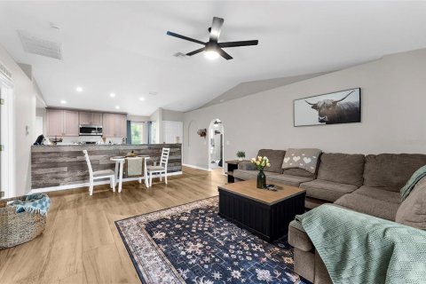 Casa en venta en Port Charlotte, Florida, 3 dormitorios, 117.43 m2 № 2384459 - foto 12