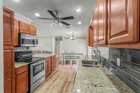 Villa ou maison à vendre à Sebring, Floride: 4 chambres, 172.8 m2 № 2216582 - photo 9