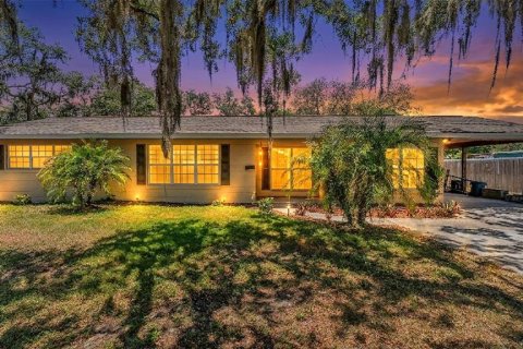 House in Sebring, Florida 4 bedrooms, 172.8 sq.m. № 2216582