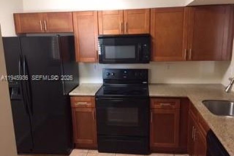 Copropriété à louer à Doral, Floride: 3 chambres, 104.05 m2 № 2002171 - photo 6