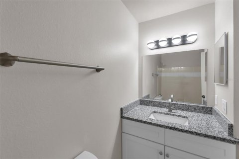 Condo in Kissimmee, Florida, 2 bedrooms  № 2197454 - photo 20