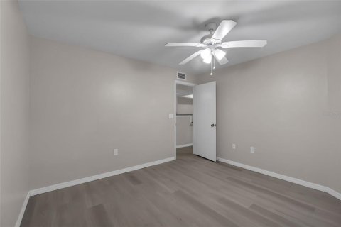 Condo in Kissimmee, Florida, 2 bedrooms  № 2197454 - photo 15