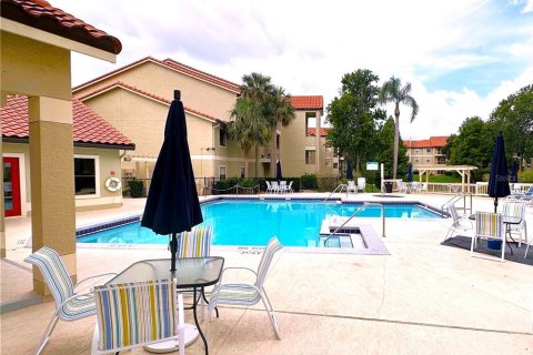 Condo in Kissimmee, Florida, 2 bedrooms  № 2197454 - photo 25
