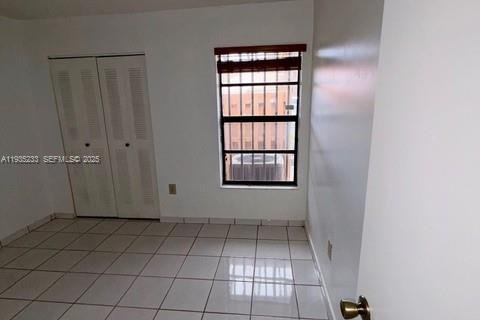 Снять в аренду таунхаус в Майами, Флорида 2 спальни, 104.42м2, № 1993393 - фото 15