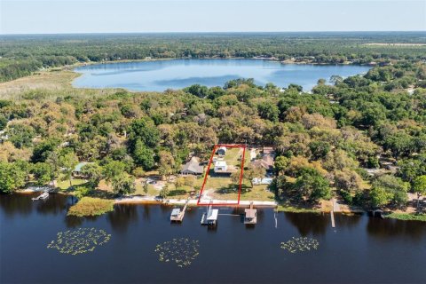 Villa ou maison à vendre à Hawthorne, Floride: 4 chambres, 242.66 m2 № 2196286 - photo 5
