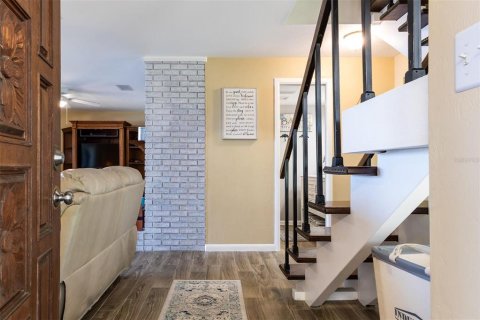 Villa ou maison à vendre à Hawthorne, Floride: 4 chambres, 242.66 m2 № 2196286 - photo 8