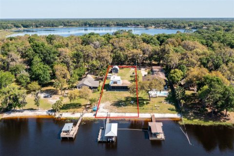 Villa ou maison à vendre à Hawthorne, Floride: 4 chambres, 242.66 m2 № 2196286 - photo 6