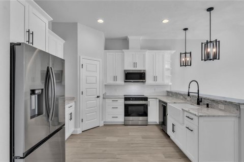 House in Lakeland, Florida 3 bedrooms, 186.55 sq.m. № 1684634 - photo 10