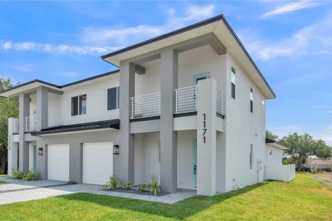 House in Lakeland, Florida 3 bedrooms, 186.55 sq.m. № 1684634 - photo 2