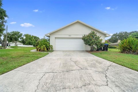 House in Orlando, Florida 4 bedrooms, 180.97 sq.m. № 1894436 - photo 5