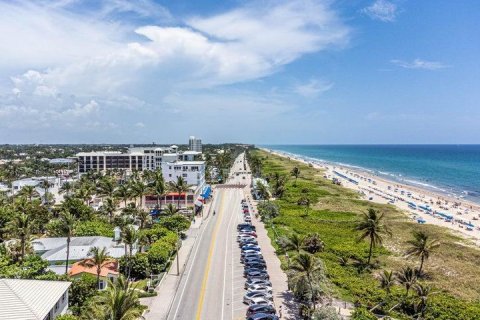 Condominio en venta en Boynton Beach, Florida, 2 dormitorios, 84.36 m2 № 1152194 - foto 1